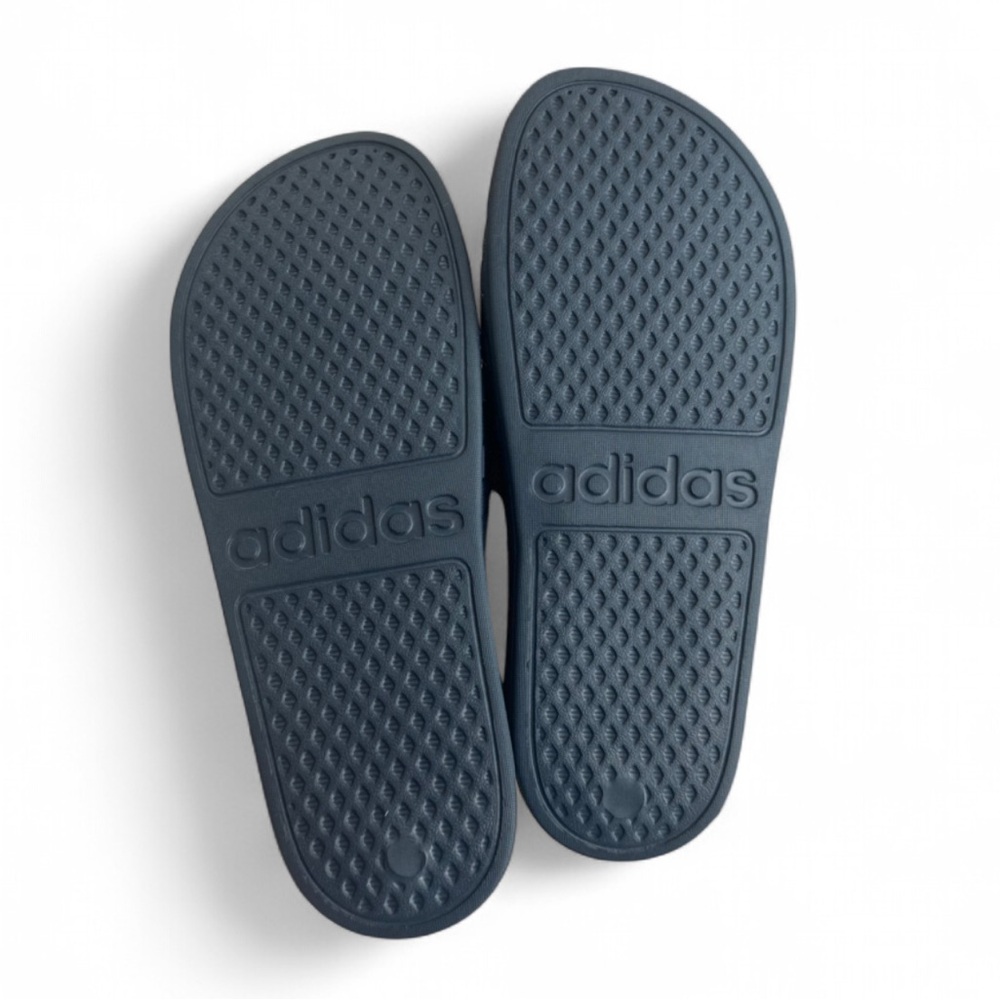 adidas Adilette Aqua Slides/Sandals Size US 7 Men’s/ 8 Women’s (NEW) - Picture 4 of 8